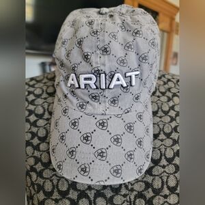 Womens Ariat Ponyflo Cap